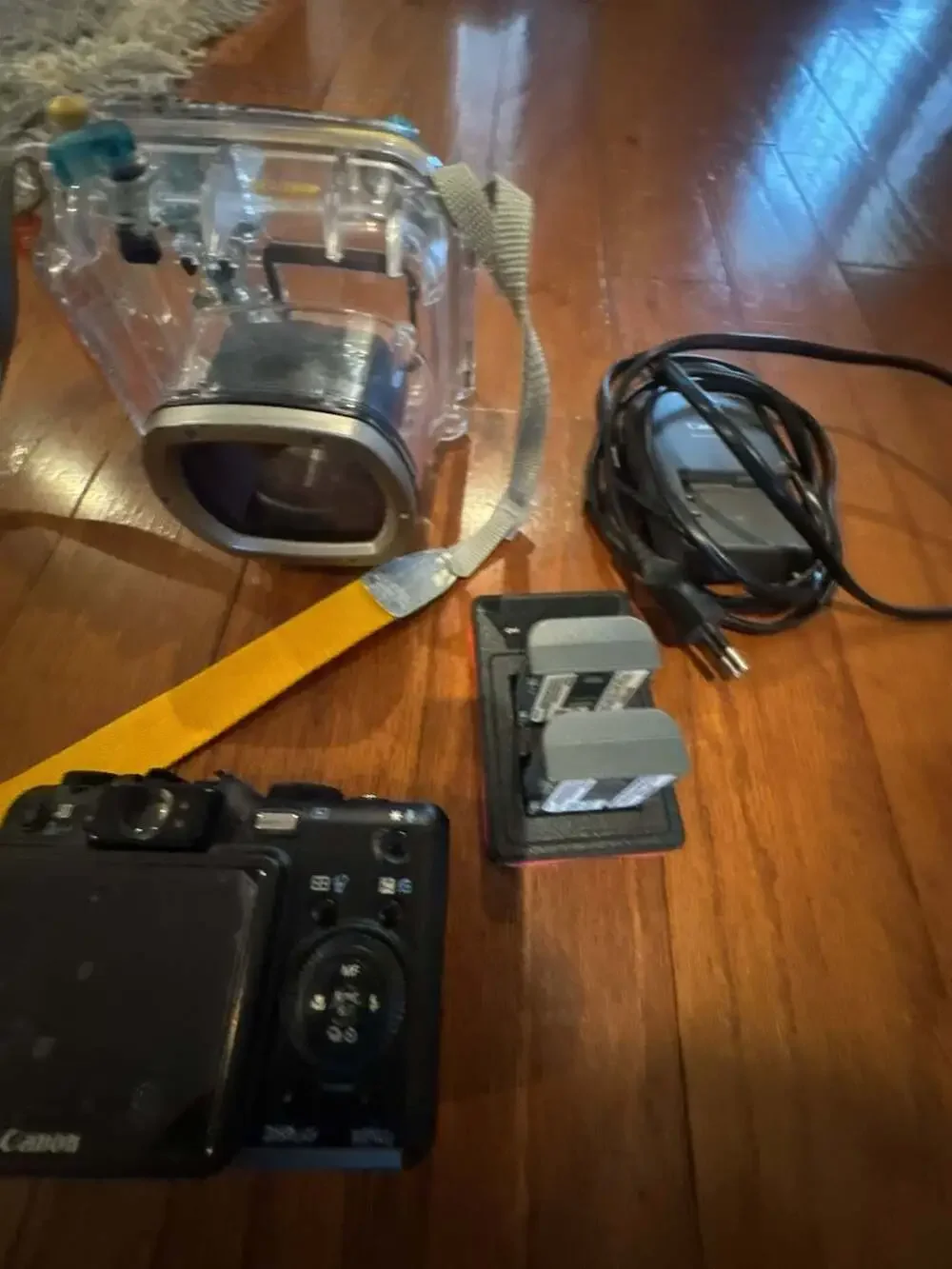 Canon PowerShot G7 Digital Camera with WP-DC11 Waterproof Case and Accessories